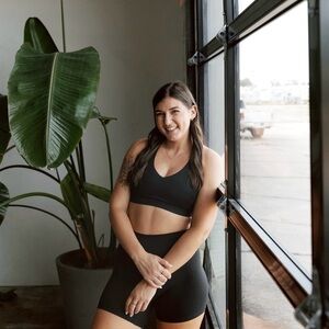 Meet your Posher, Alli